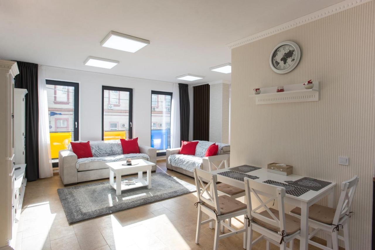 Lira Holiday Apartments Satu Mare Eksteriør billede
