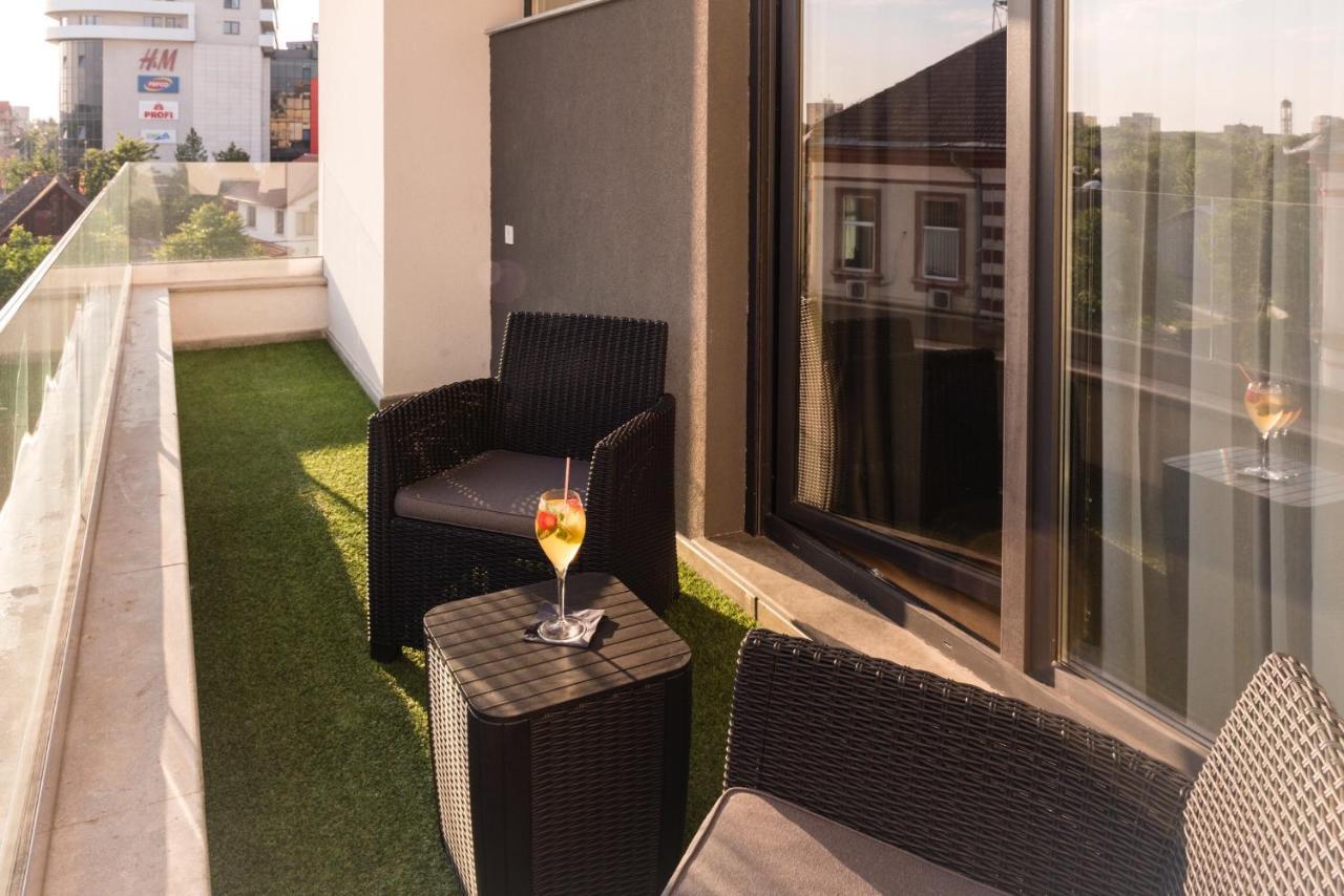 Lira Holiday Apartments Satu Mare Eksteriør billede
